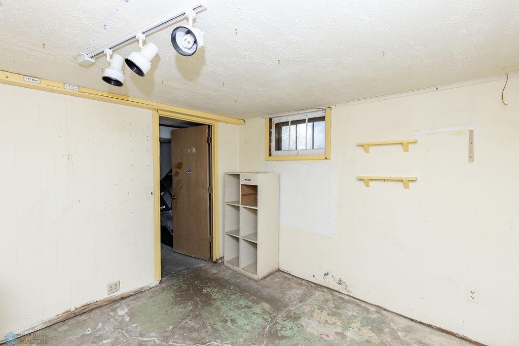 Potential 4th Bedroom if Egress Installed
