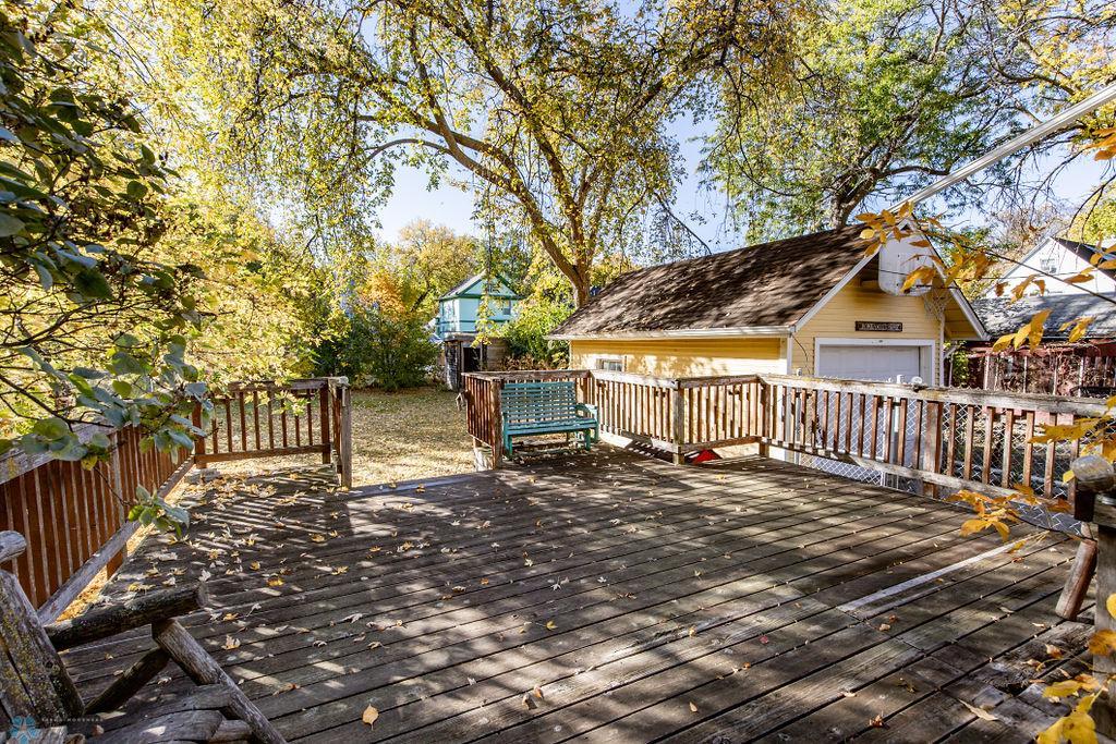 Large Deck Facing South