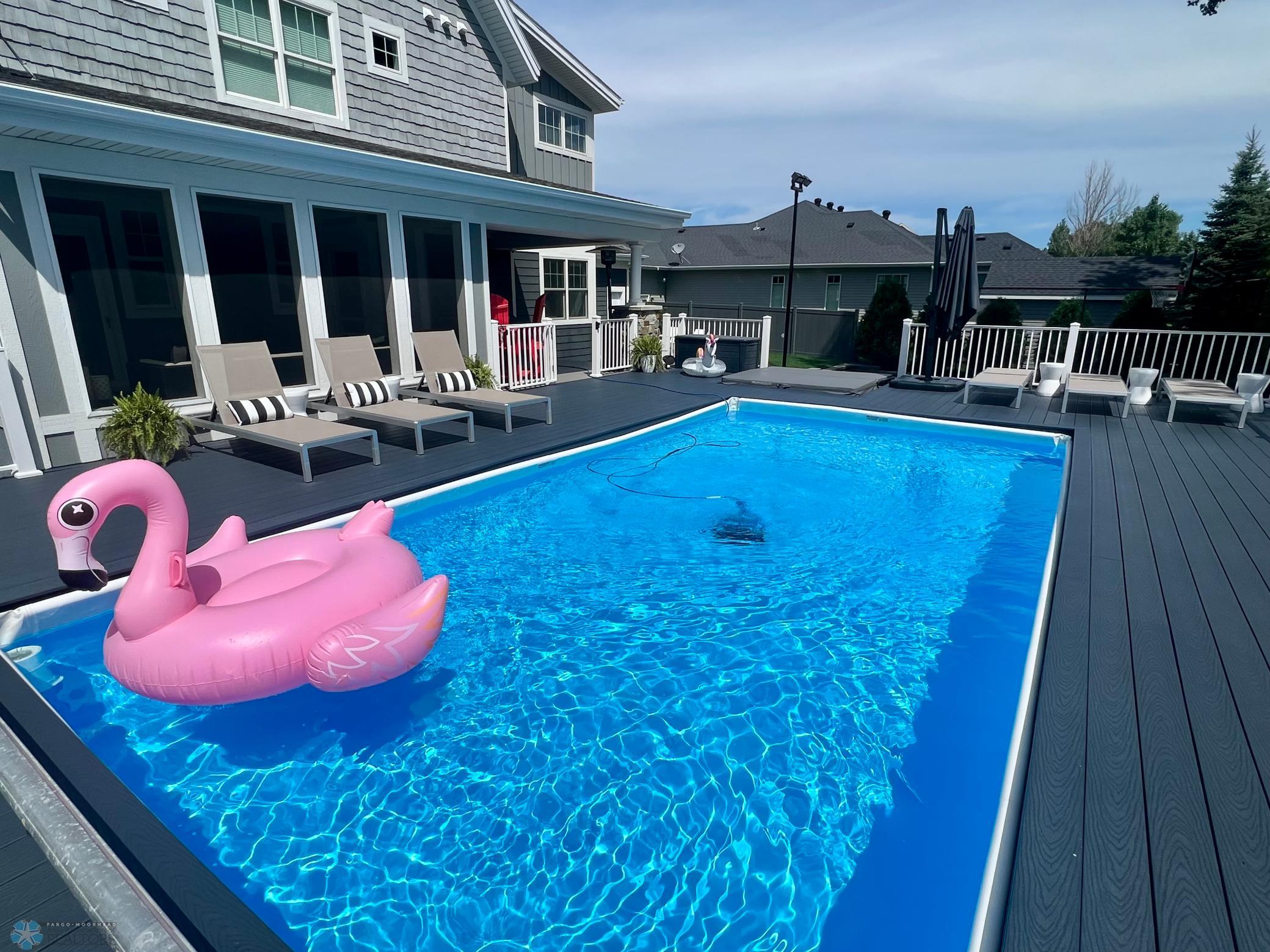 Pool2.jpeg