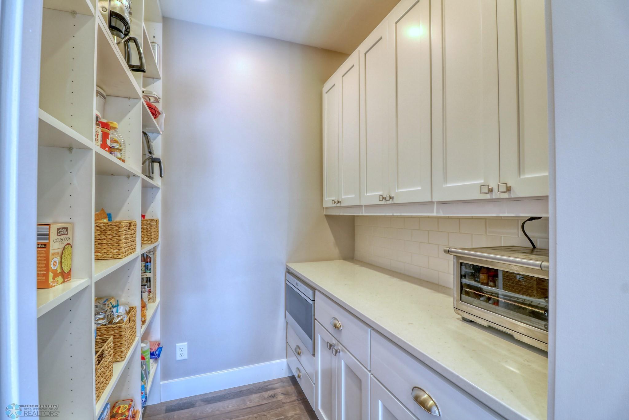 Kitchen_Pantry.jpg