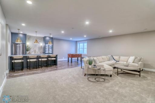 6118 27th Street S, Fargo, ND 58104