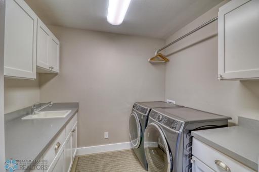 6118 27th Street S, Fargo, ND 58104