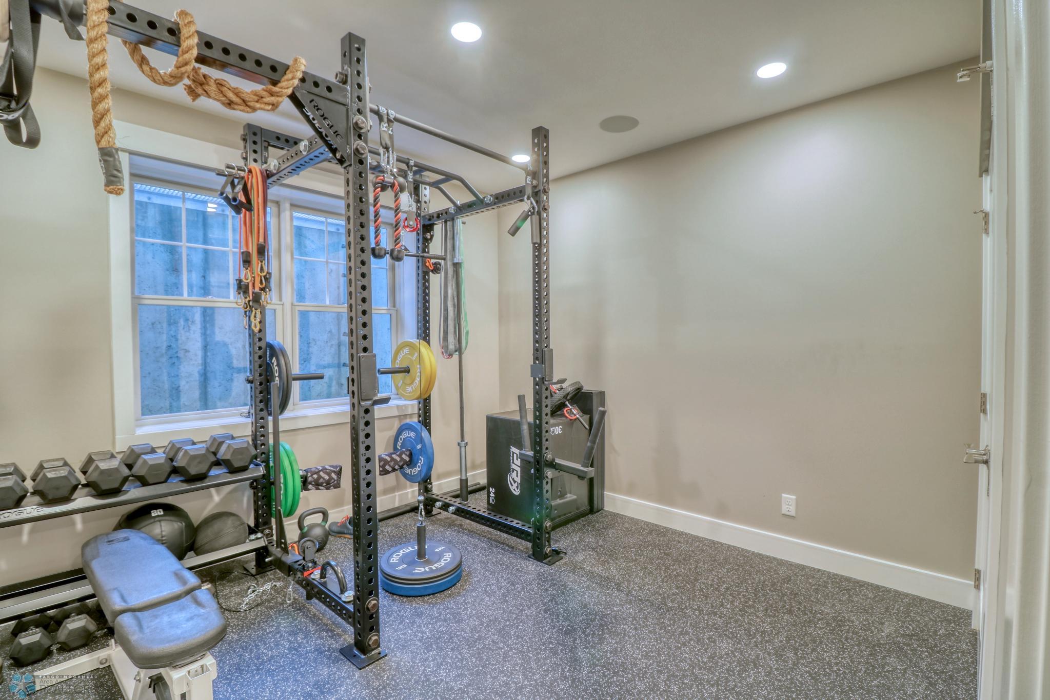 Basement Bedroom2_1.jpg