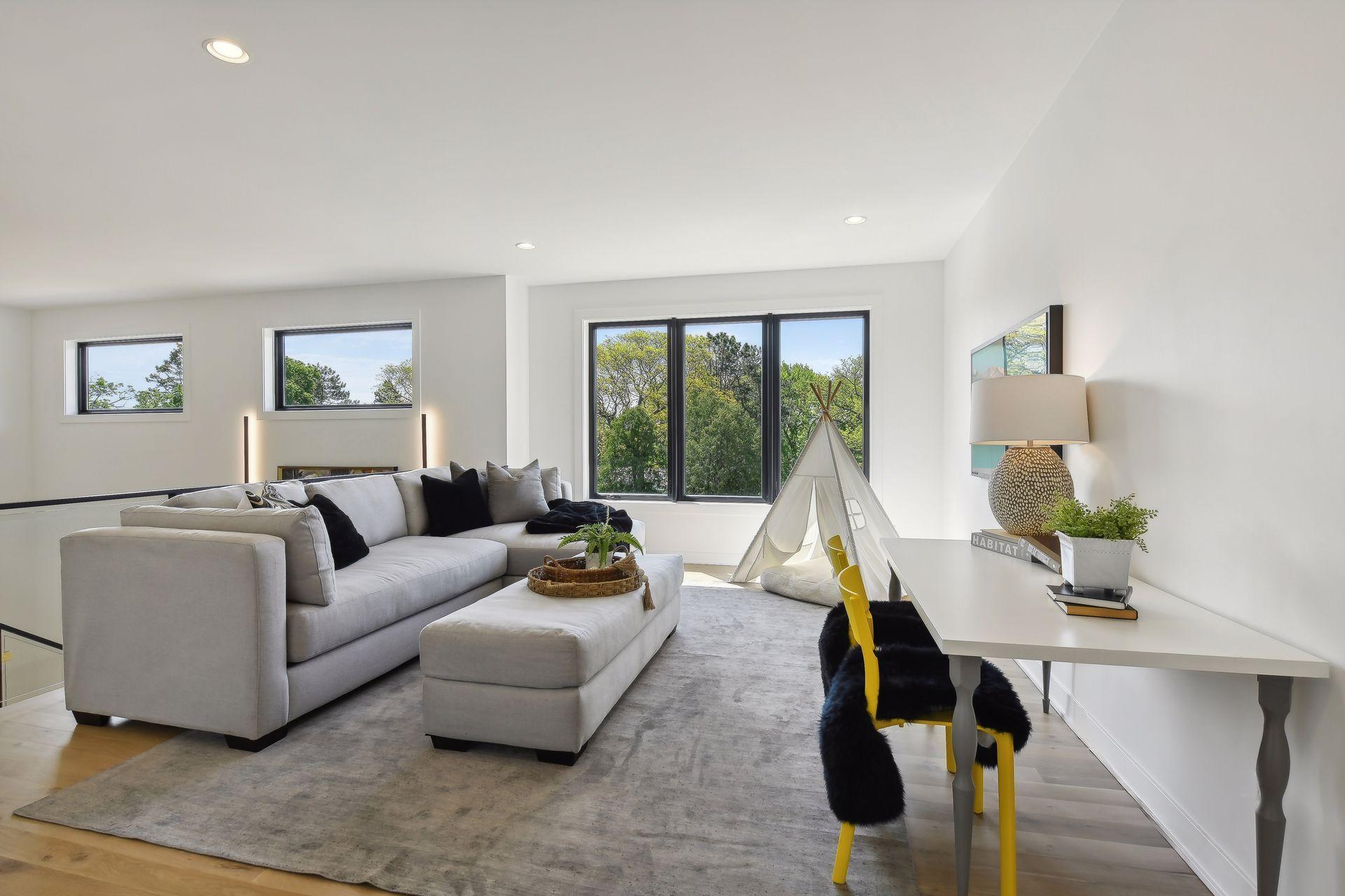 Upper level loft/family room.