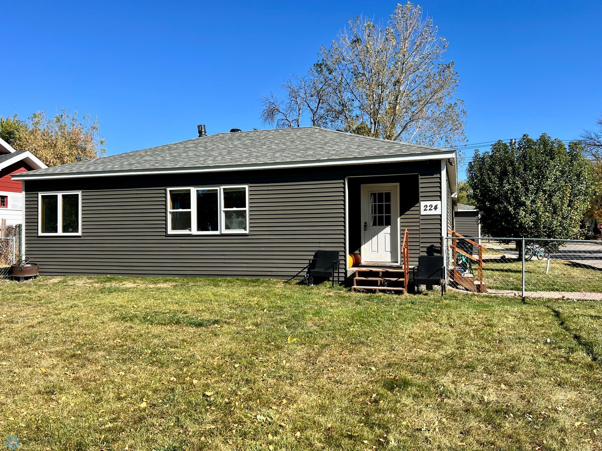 224 4th Street SE, Barnesville, MN 56514