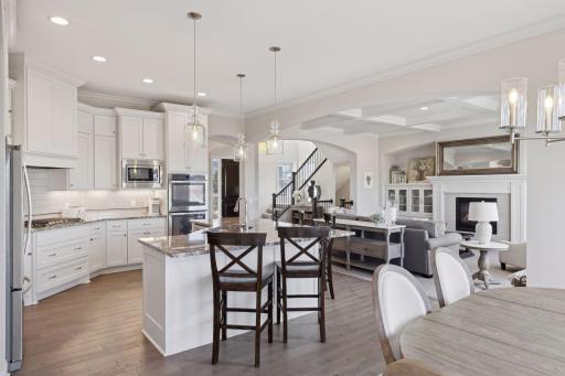 9170 Eagle Court, Chanhassen, MN 55317