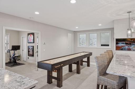 9170 Eagle Court, Chanhassen, MN 55317