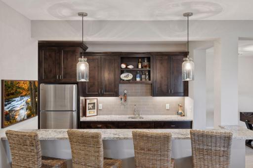 9170 Eagle Court, Chanhassen, MN 55317