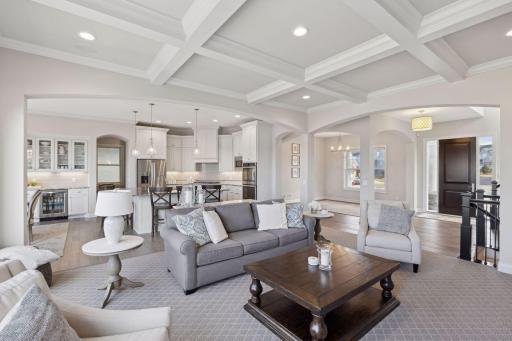 9170 Eagle Court, Chanhassen, MN 55317