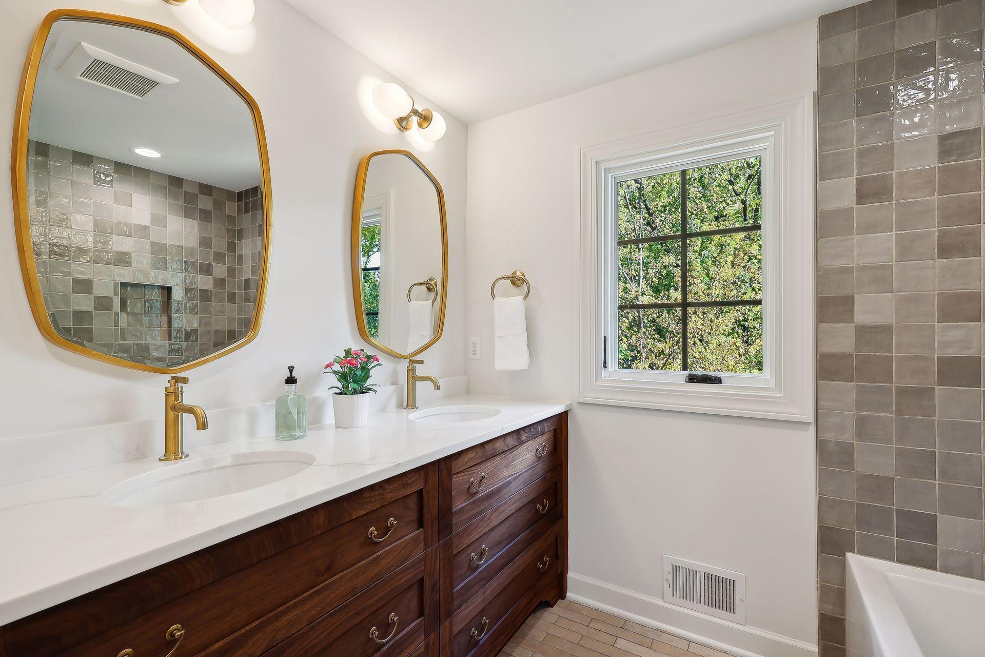 Experience contemporary elegance in this modern bath, featuring stylish fixtures and clean lines.