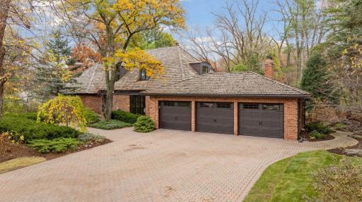 6601 Iroquois Trail, Edina, MN 55439