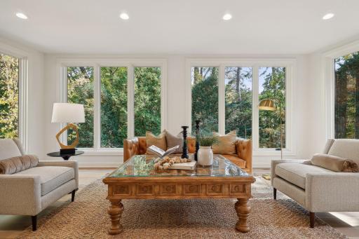 Step into this inviting family room, designed for comfort and relaxation. With its warm decor and cozy ambiance, itâs the perfect space to unwind, enjoy family time, or entertain guests in a welcoming atmosphere.