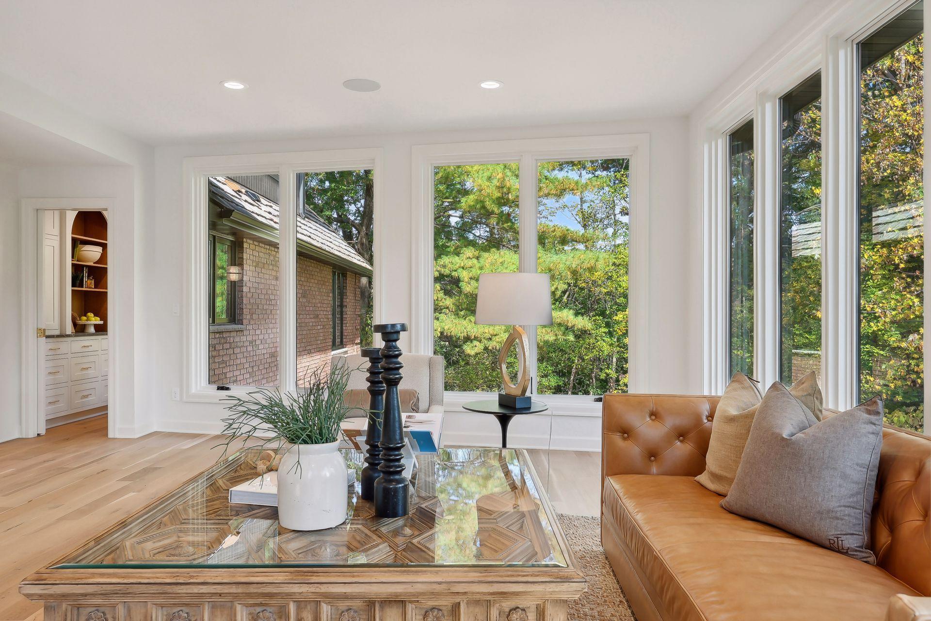 From high-end finishes to state-of-the-art appliances, every detail is designed for comfort and style, creating an exceptional living experience.