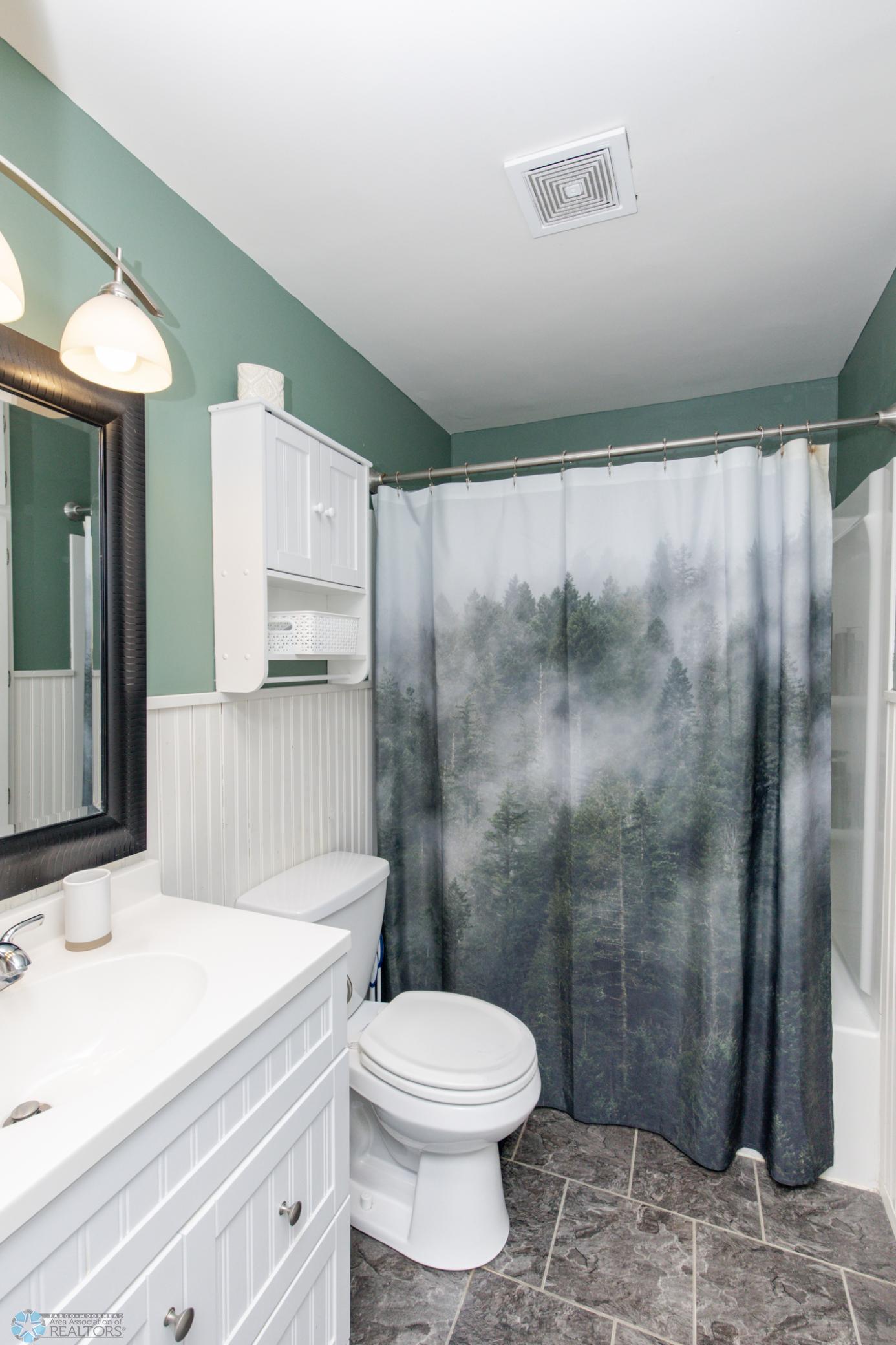 Bathroom - Full