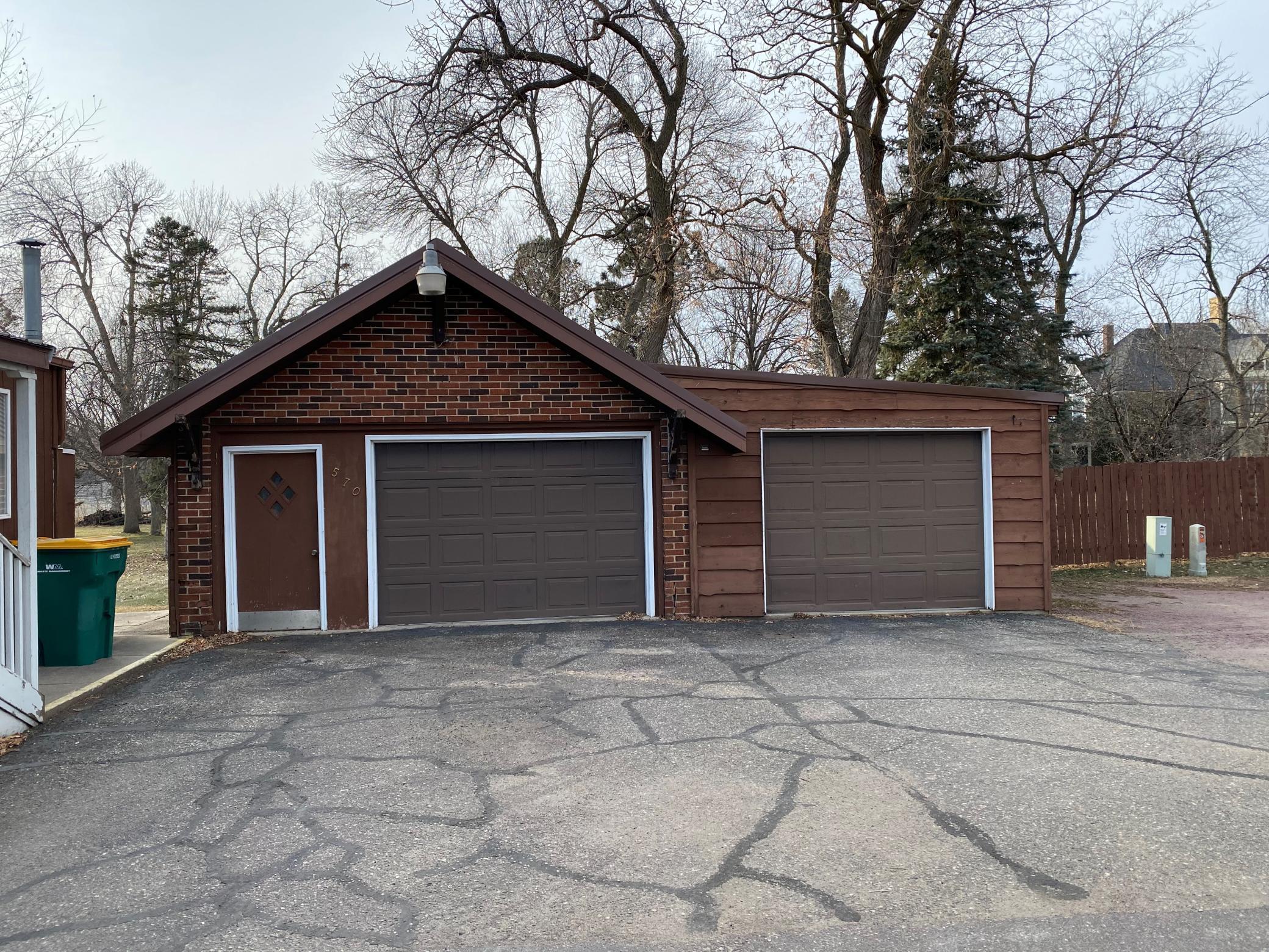 garage