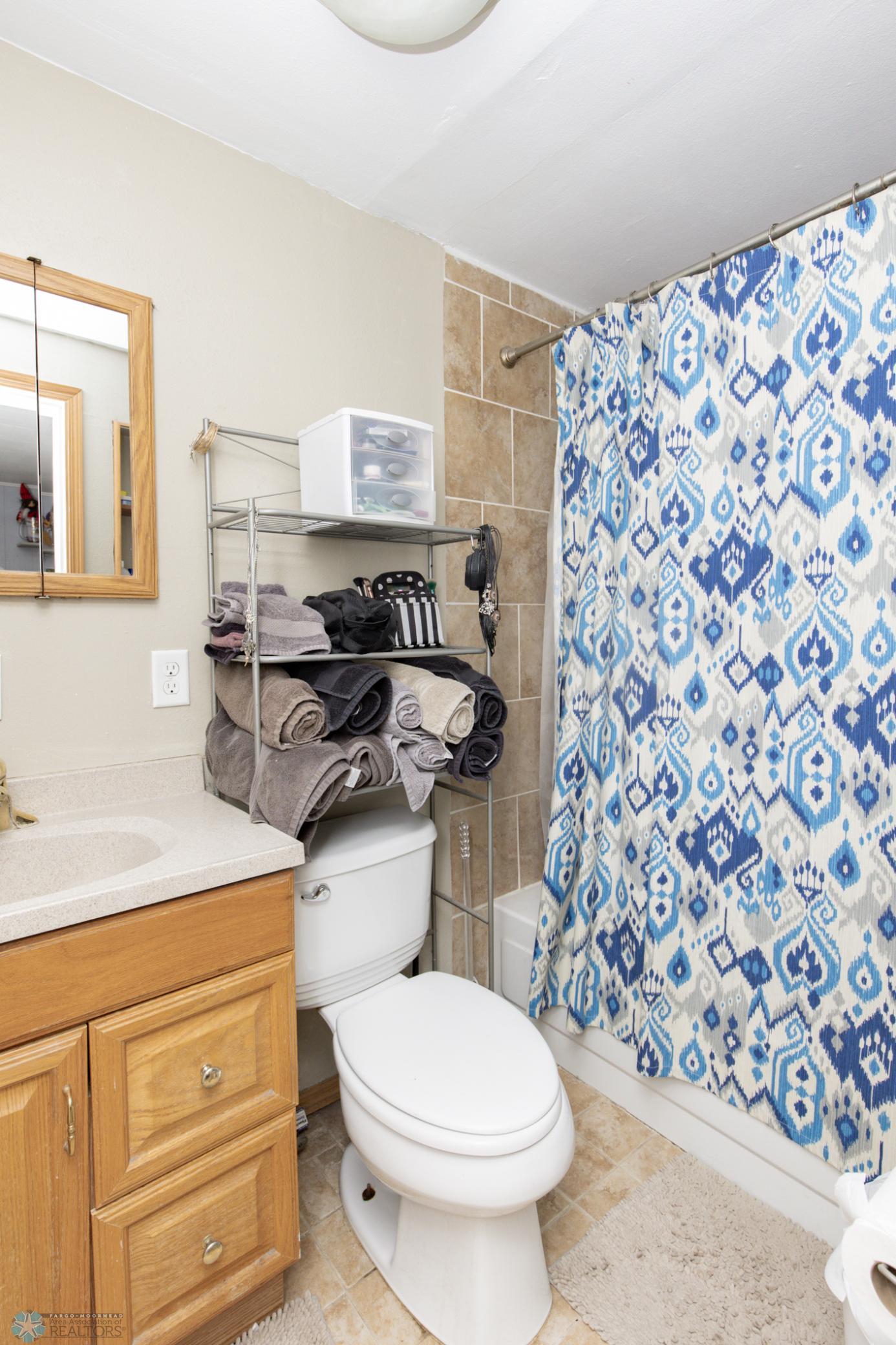 Bathroom 1- Full