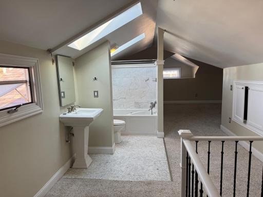 1264 Grand Avenue, Saint Paul, MN 55105