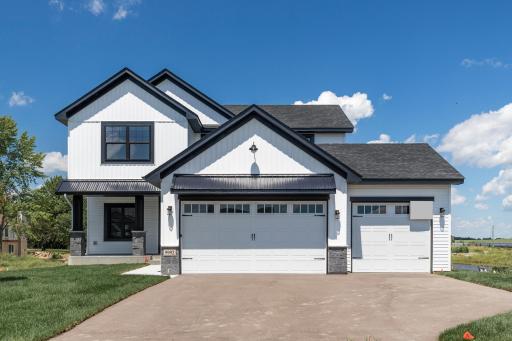 The Cambridge Plus 2 Story by Drake Construction Inc offers 4 Bedrooms up plus the laundry room, 3 baths and almost 2400 square feet finished plus a full walkout basement for future expansion.