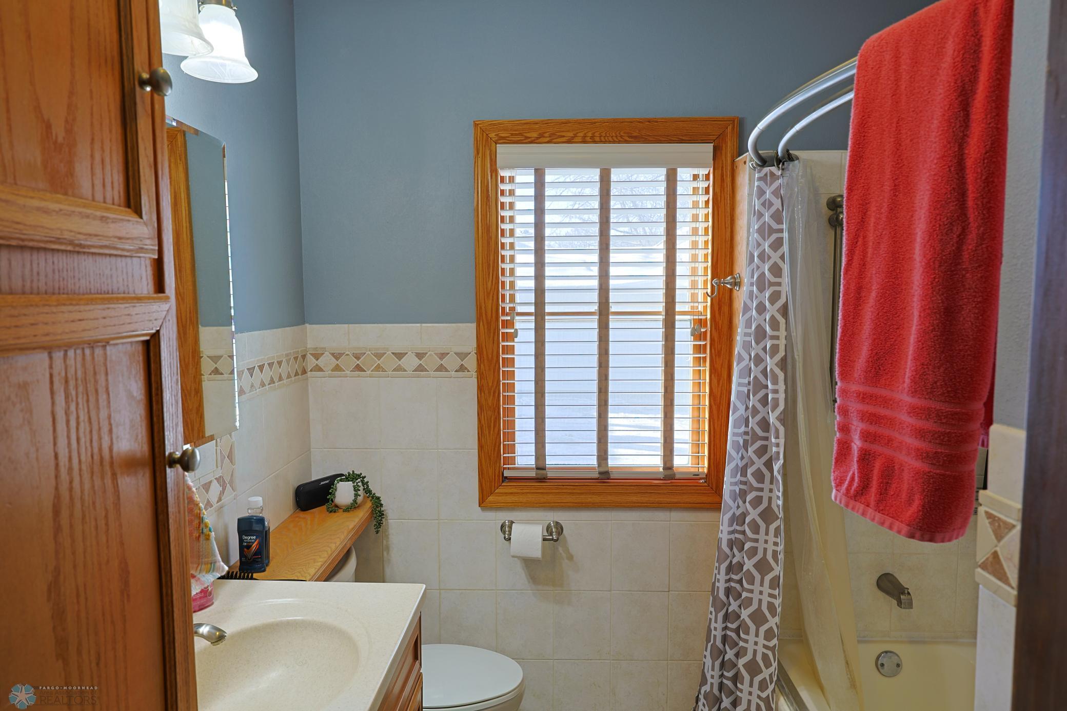 Main Floor Full Bathroom