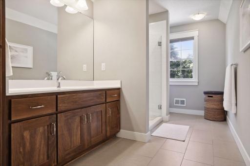 3821 Washburn Avenue S, Minneapolis, MN 55410