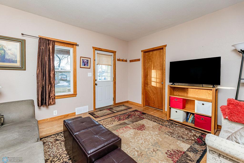 Entry into Living Room