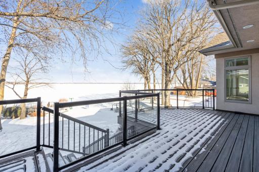 275 Lake Avenue S, Spicer, MN 56288