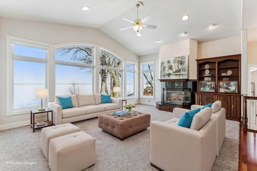 275 Lake Avenue S, Spicer, MN 56288