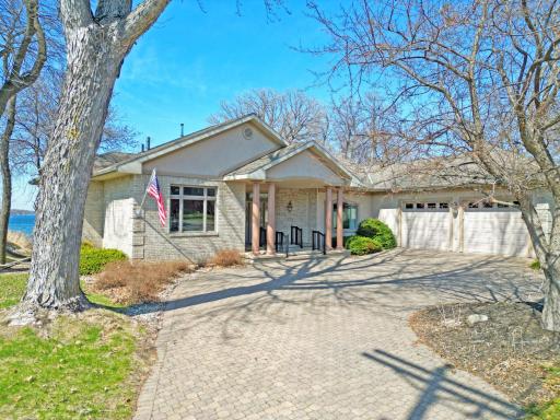 275 Lake Avenue S, Spicer, MN 56288