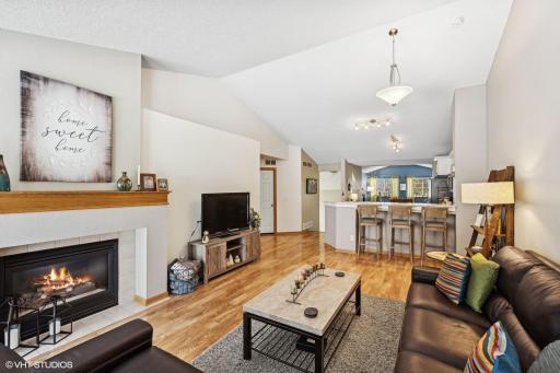 11717 Ryan Circle, 1203, Burnsville, MN 55337