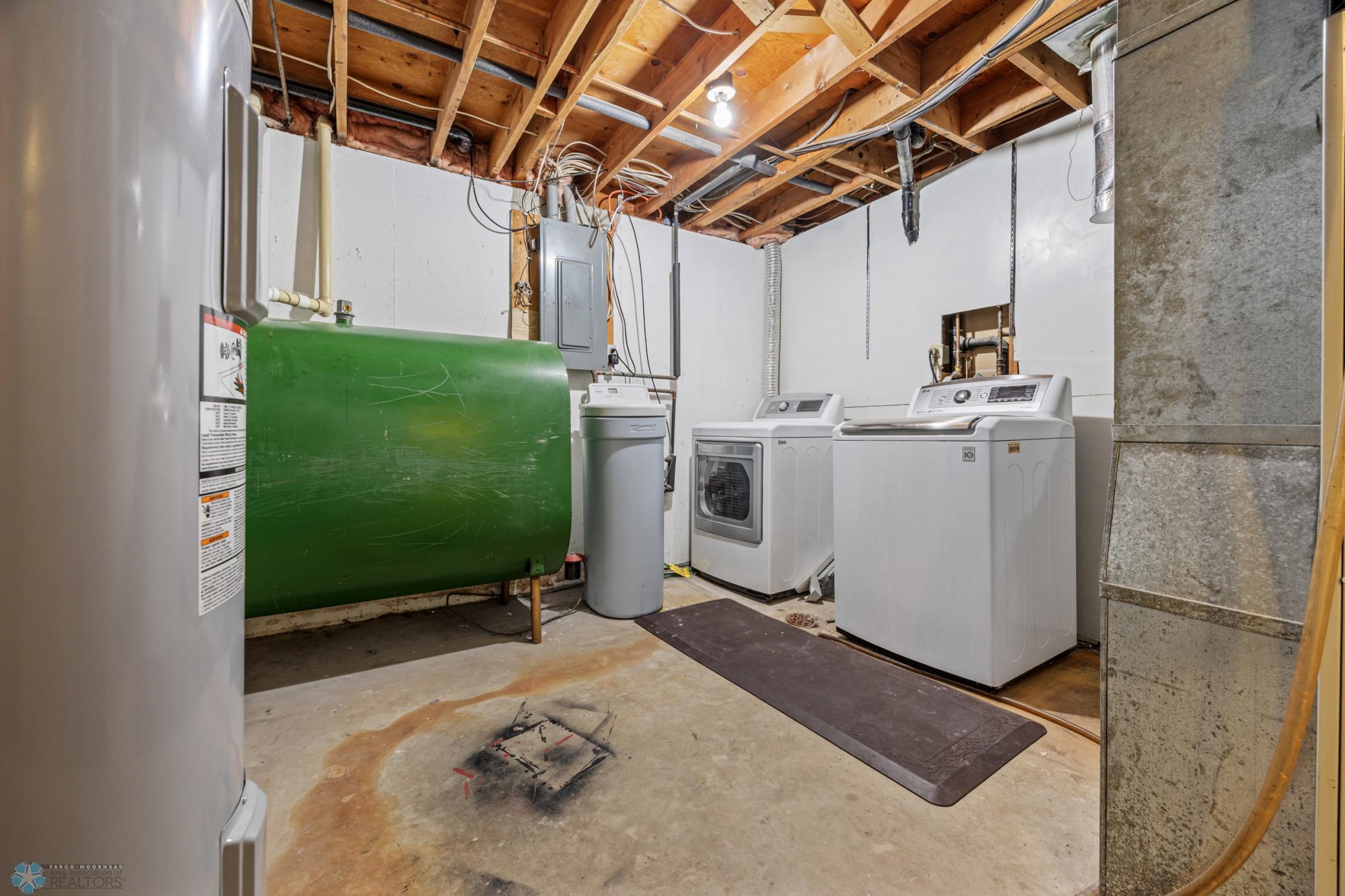 Laundry/Utilities
