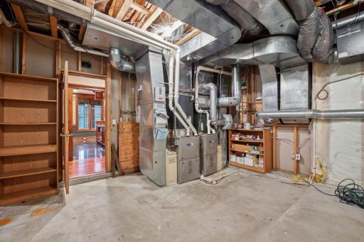 2 Furnaces. 2 AC Units. 2 Aprilaire Humidifiers.
