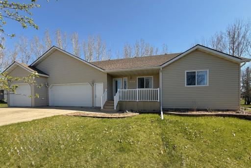 1909 Nelson Drive, Thief River Falls, MN 56701