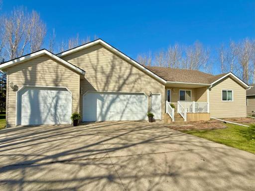 1909 Nelson Drive, Thief River Falls, MN 56701