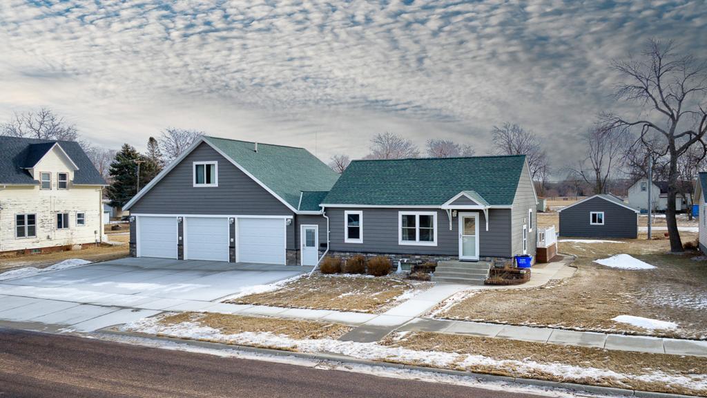 305 Ring Avenue S, Canby, MN 56220