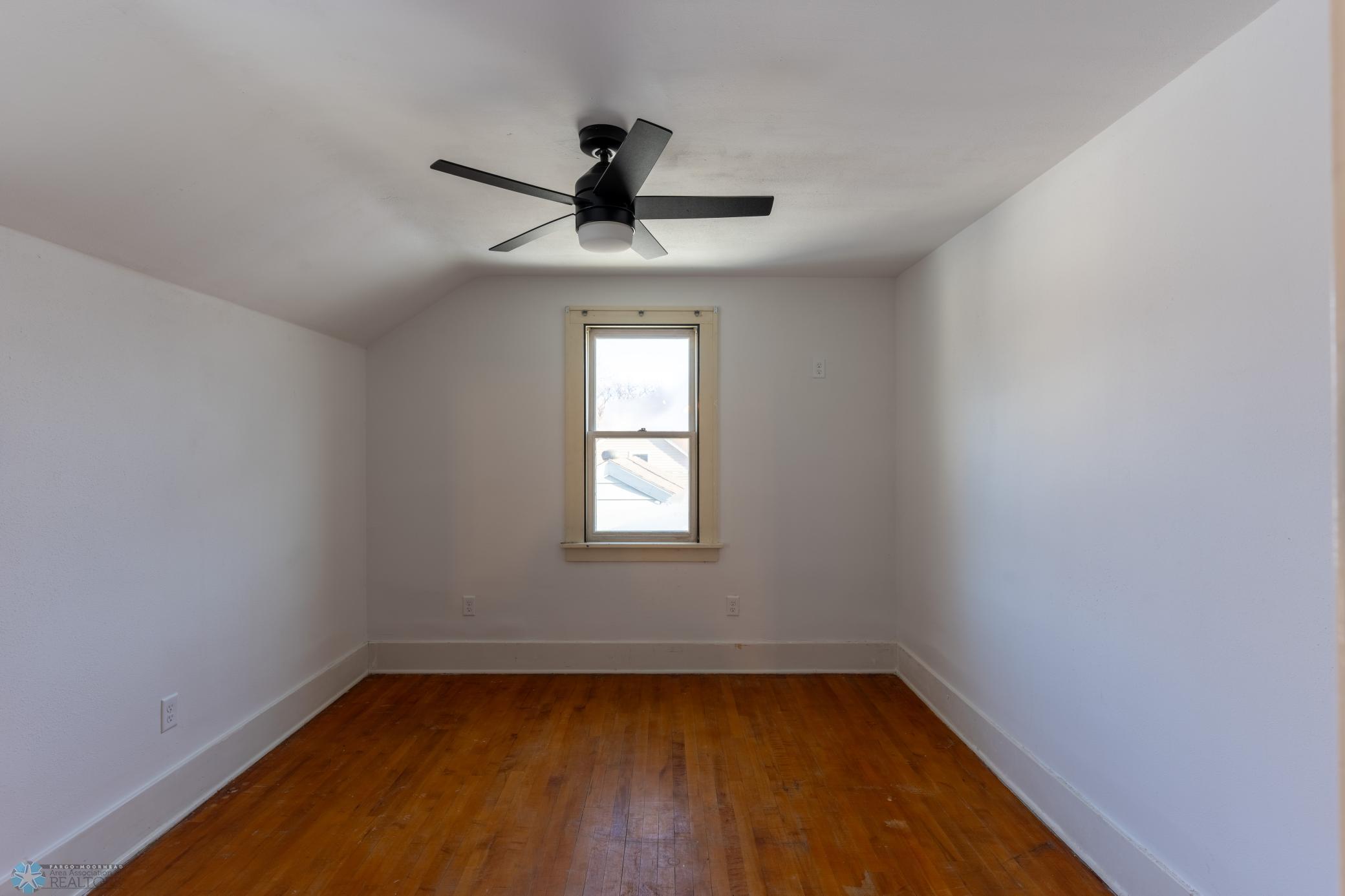 Bedroom 1 angle 1.jpg