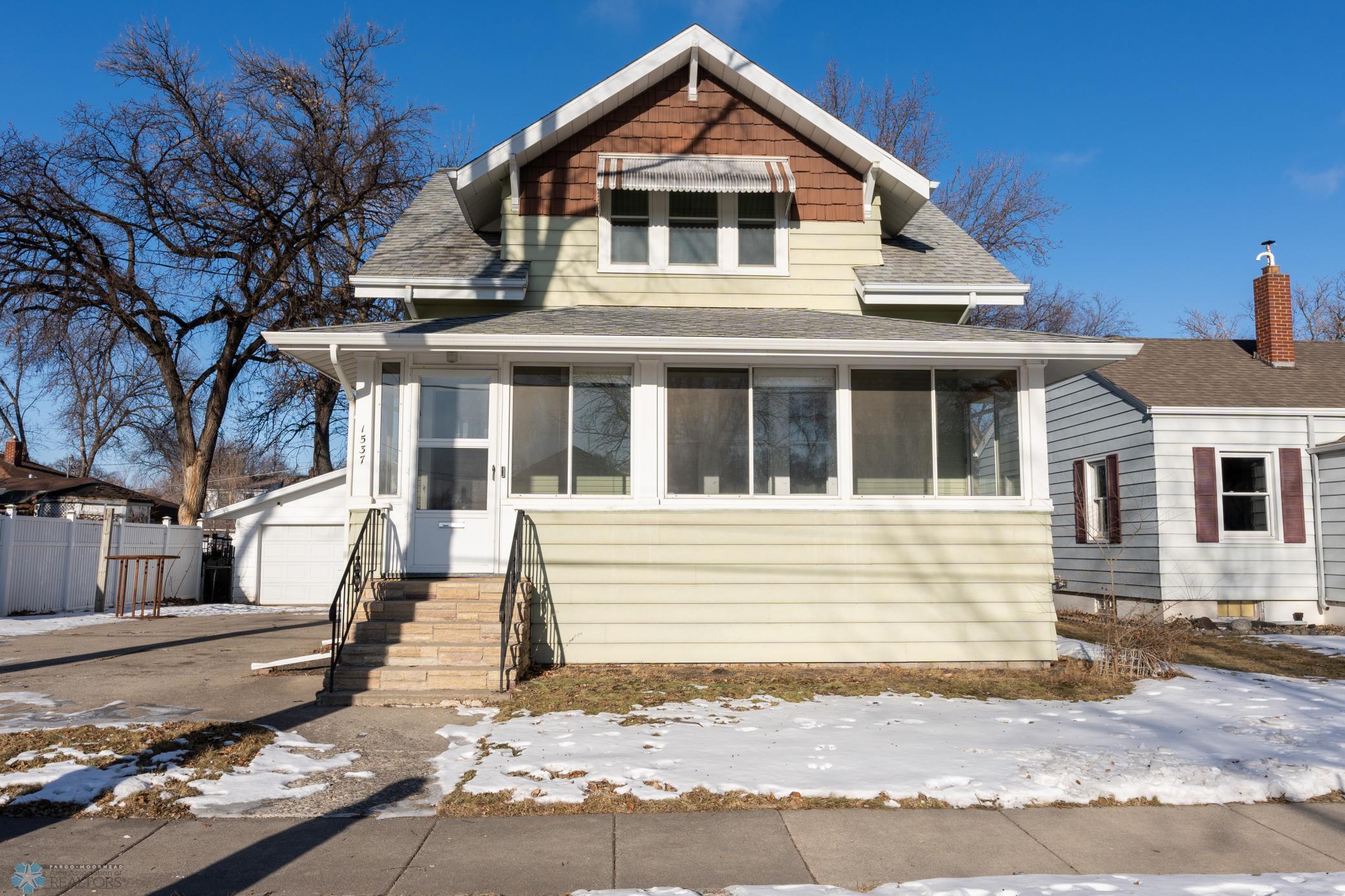 Front Exterior 1.jpg