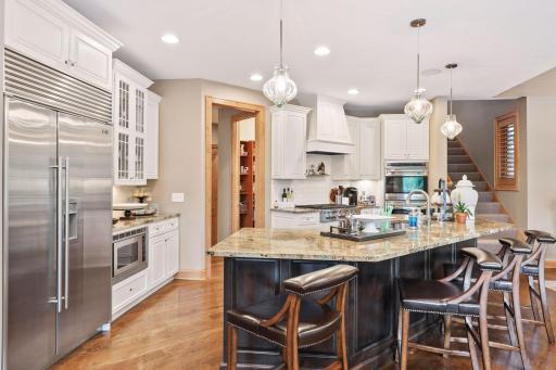 2414 Emerald Trail, Hopkins, MN 55305