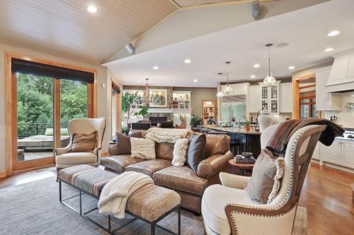 2414 Emerald Trail, Hopkins, MN 55305