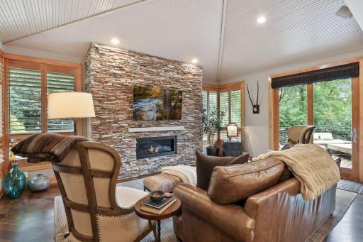 2414 Emerald Trail, Hopkins, MN 55305