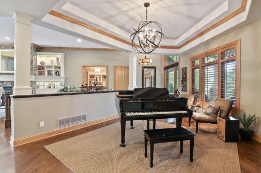 2414 Emerald Trail, Hopkins, MN 55305