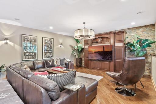2414 Emerald Trail, Hopkins, MN 55305