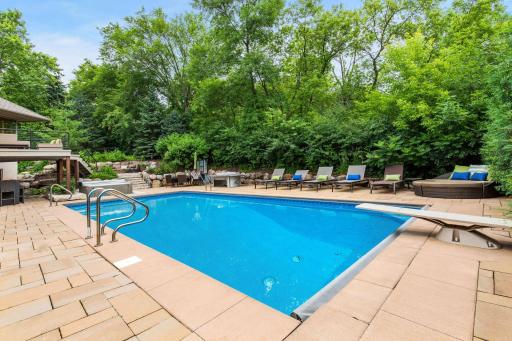 2414 Emerald Trail, Hopkins, MN 55305