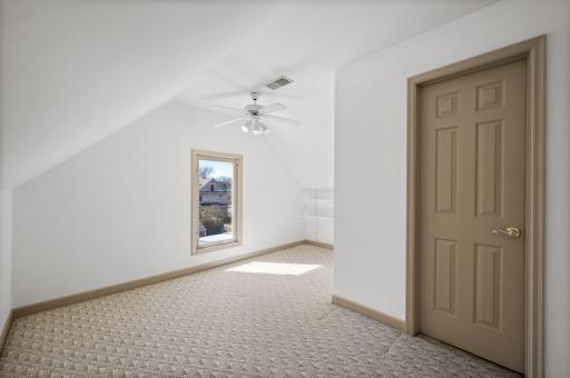 3208 Holmes Avenue S, Minneapolis, MN 55408