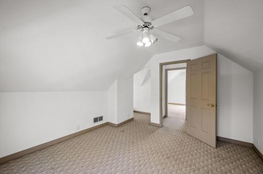3208 Holmes Avenue S, Minneapolis, MN 55408