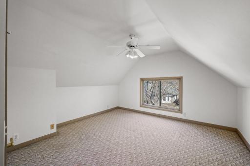 3208 Holmes Avenue S, Minneapolis, MN 55408