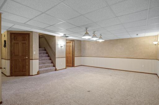 3208 Holmes Avenue S, Minneapolis, MN 55408