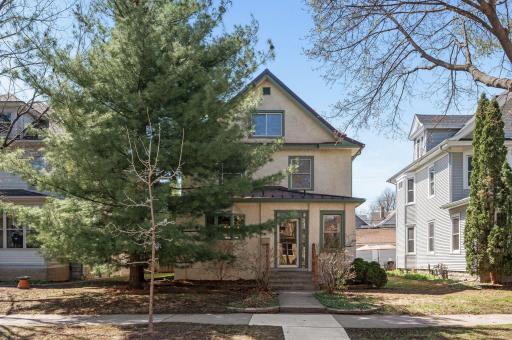 3208 Holmes Avenue S, Minneapolis, MN 55408
