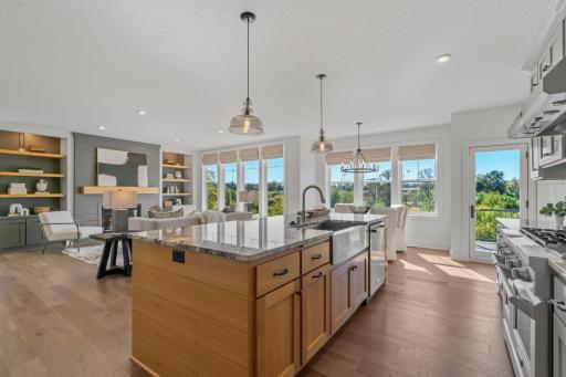 18925 49th Avenue N, Plymouth, MN 55446