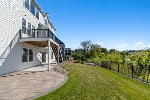 18925 49th Avenue N, Plymouth, MN 55446