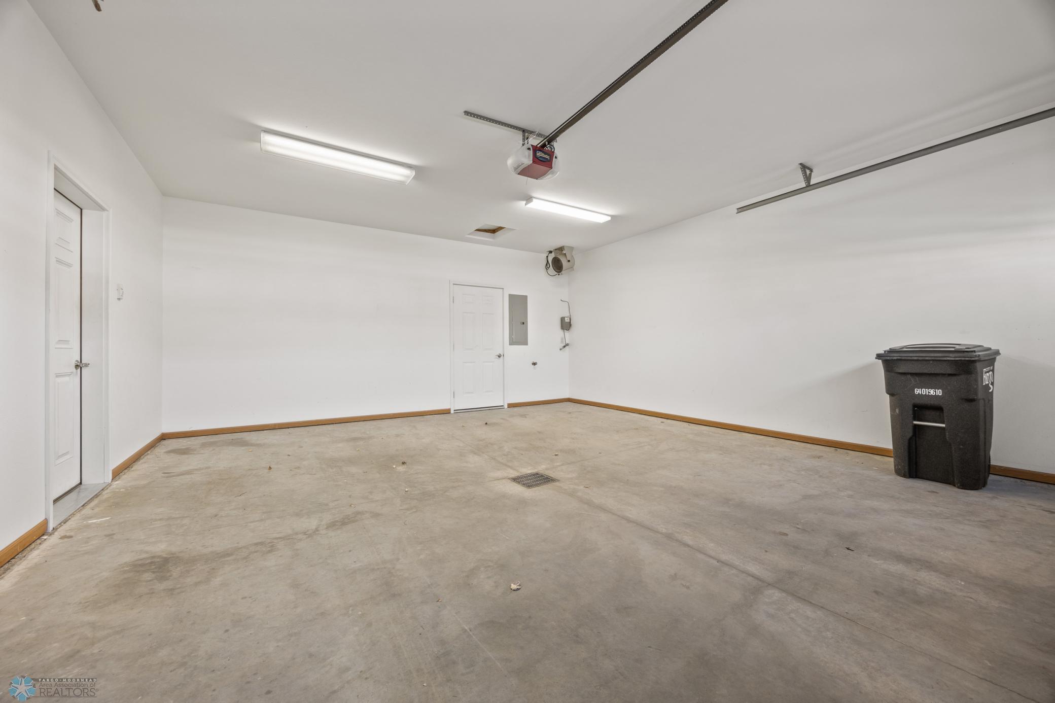 Finished & Heated Garage w/ Floor Drain